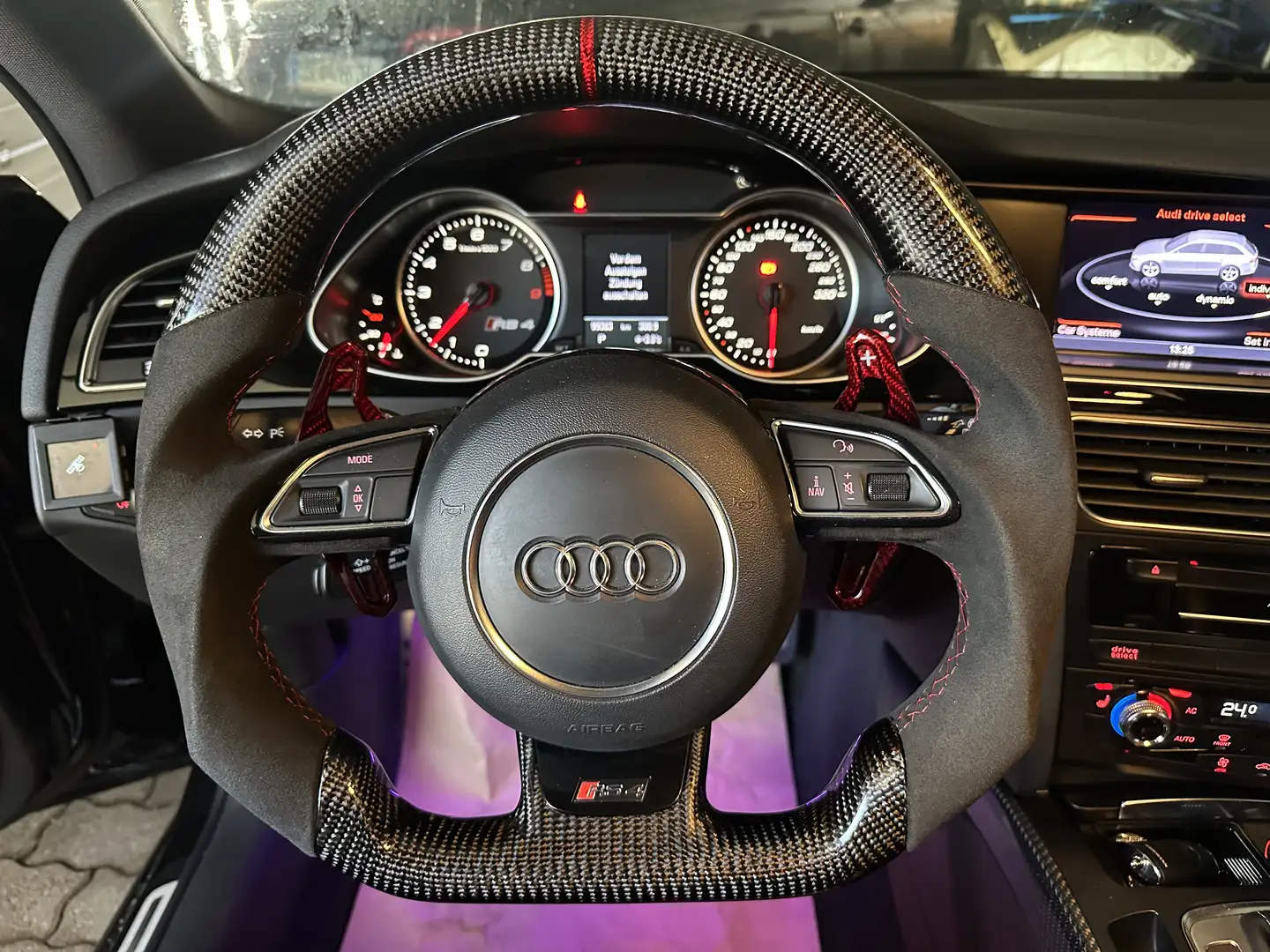 Audi RS4 Avant 4,2 FSI quattro S-tronic Schwarz - 2