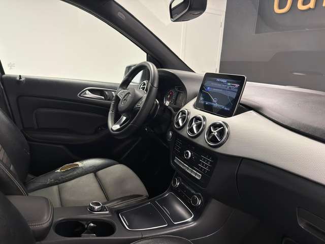 Mercedes-Benz B 180 — photo 11