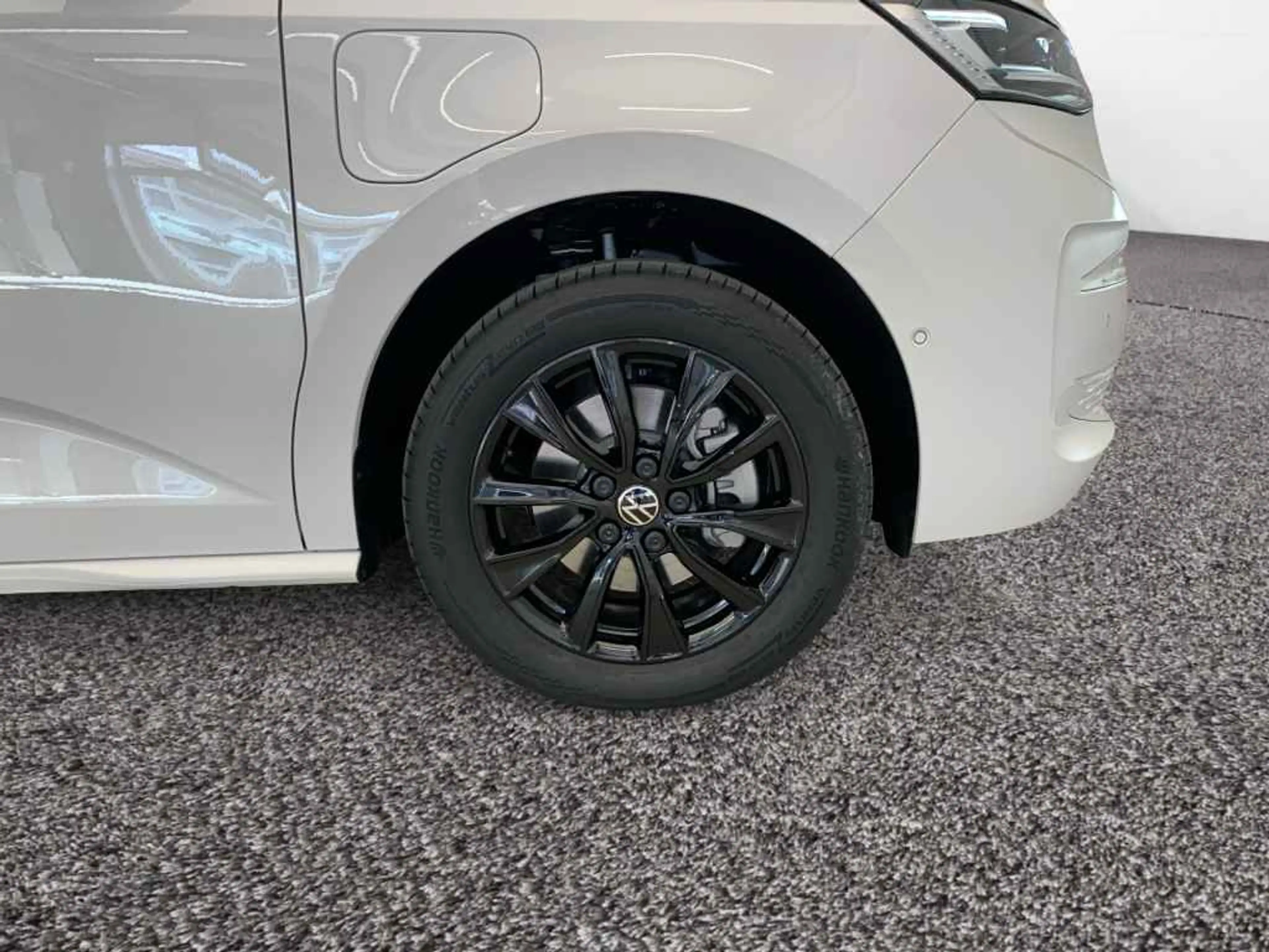 Volkswagen T7 California Beach eHybrid DREHSITZ*ELEK.TÜR*18" — photo 4