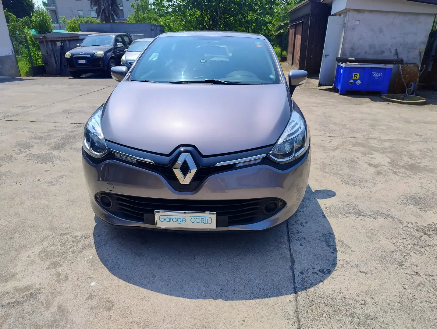 Renault Clio Clio 5p 1.5 dci Costume National 75cv Gris - 1