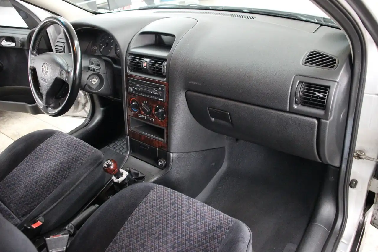 Opel Astra 1.6 Elegance Klima, foto 11
