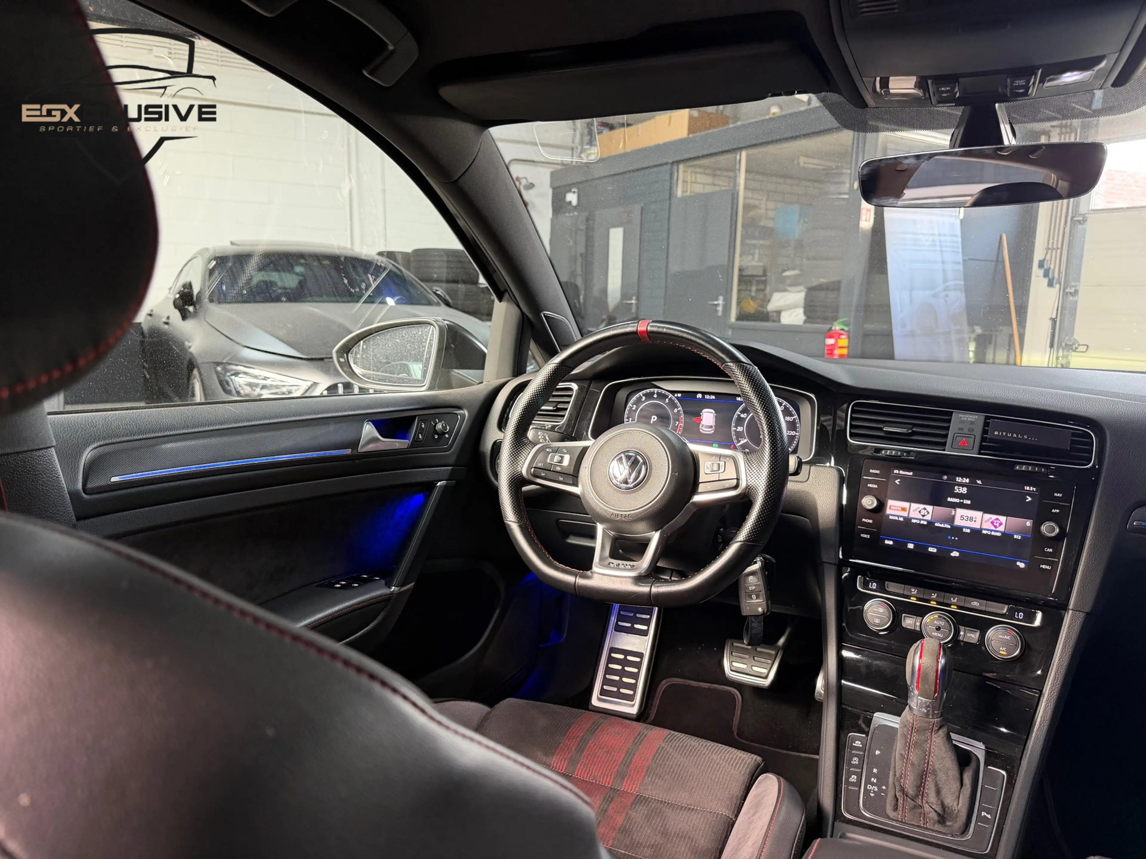 Volkswagen Golf GTI 2.0 TSI TCR Camera|dynaudio|ACC|FRONT ASSIST — photo 26
