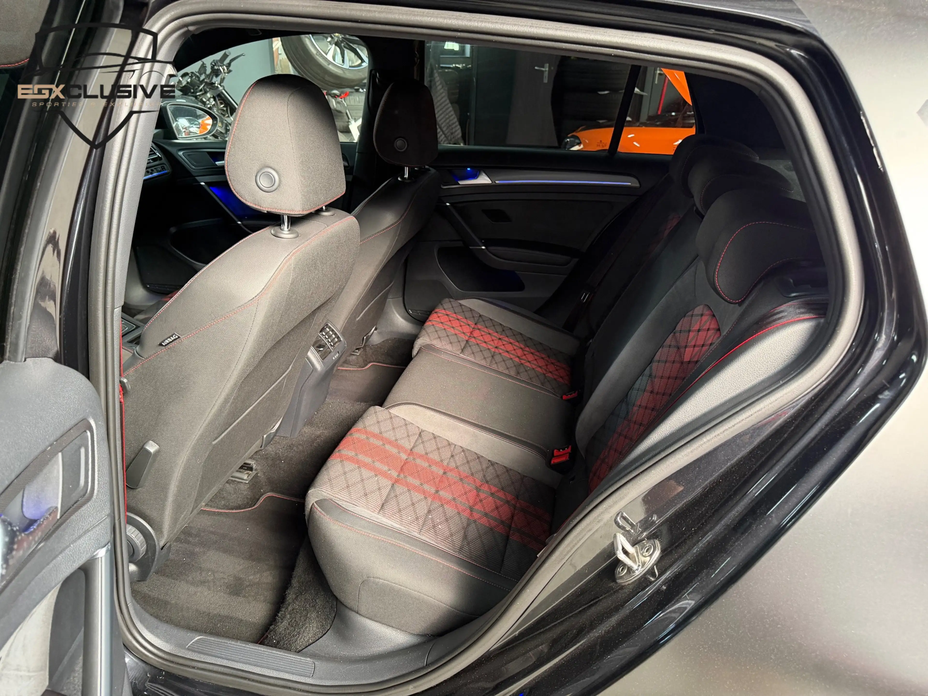 Volkswagen Golf GTI 2.0 TSI TCR Camera|dynaudio|ACC|FRONT ASSIST — photo 33
