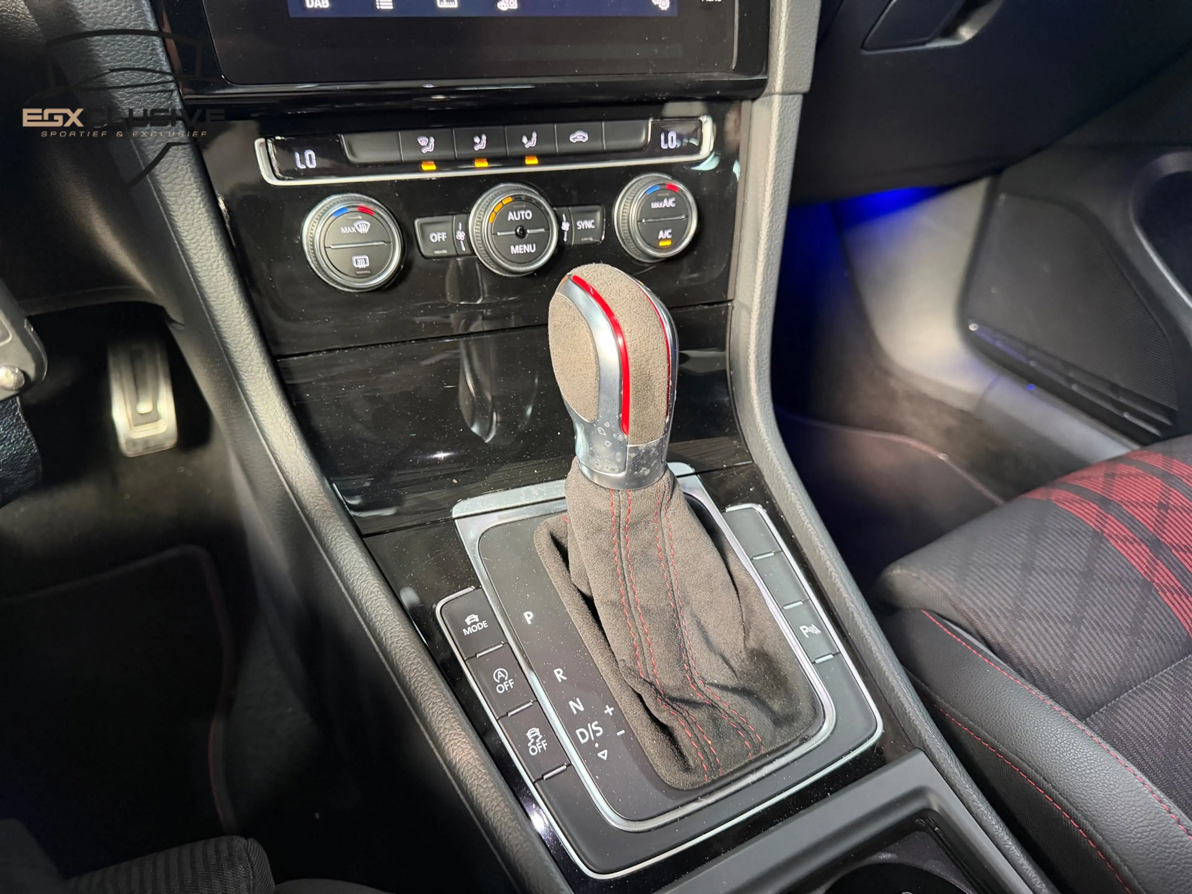 Volkswagen Golf GTI 2.0 TSI TCR Camera|dynaudio|ACC|FRONT ASSIST — photo 31