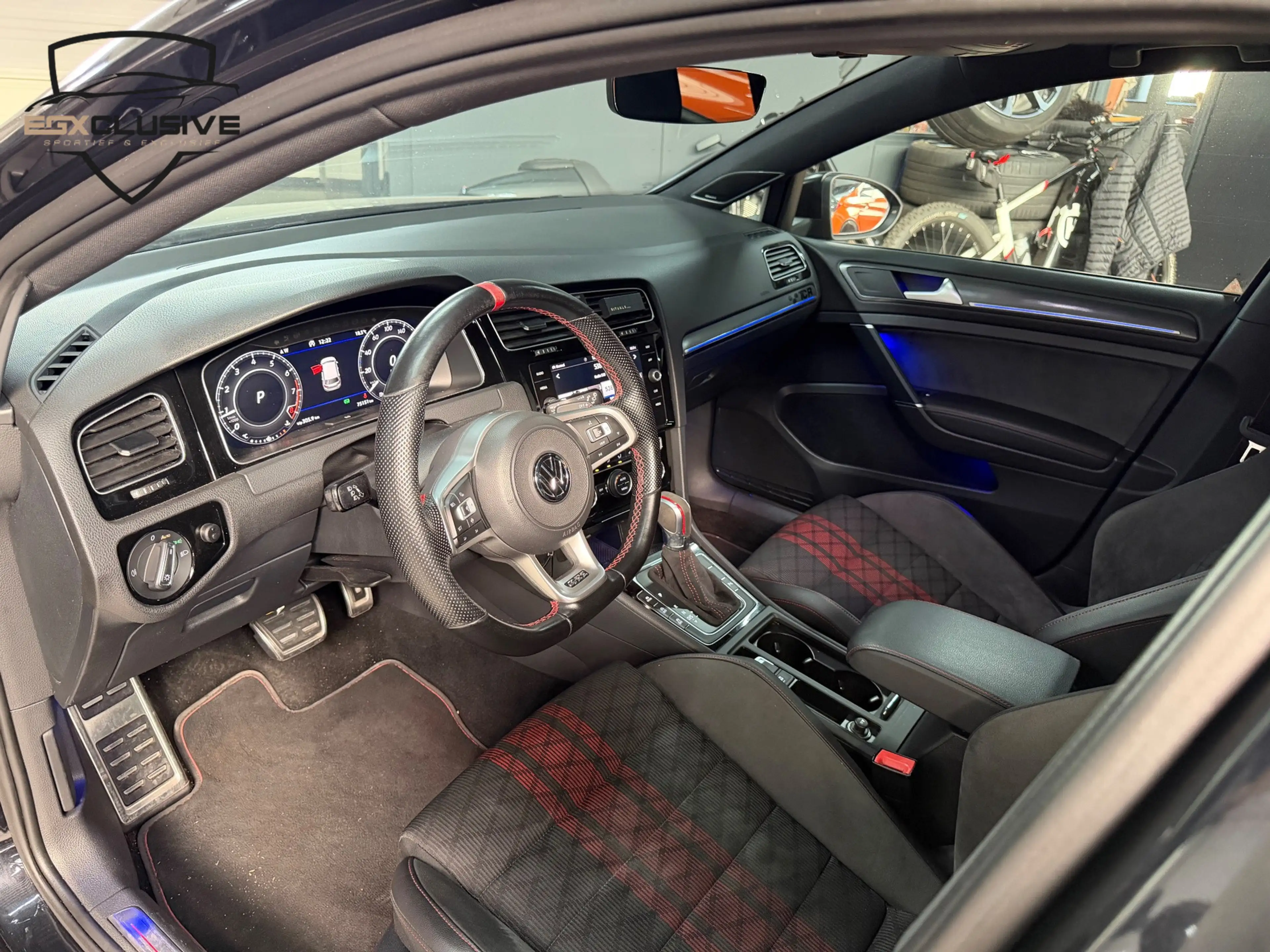 Volkswagen Golf GTI 2.0 TSI TCR Camera|dynaudio|ACC|FRONT ASSIST — photo 21