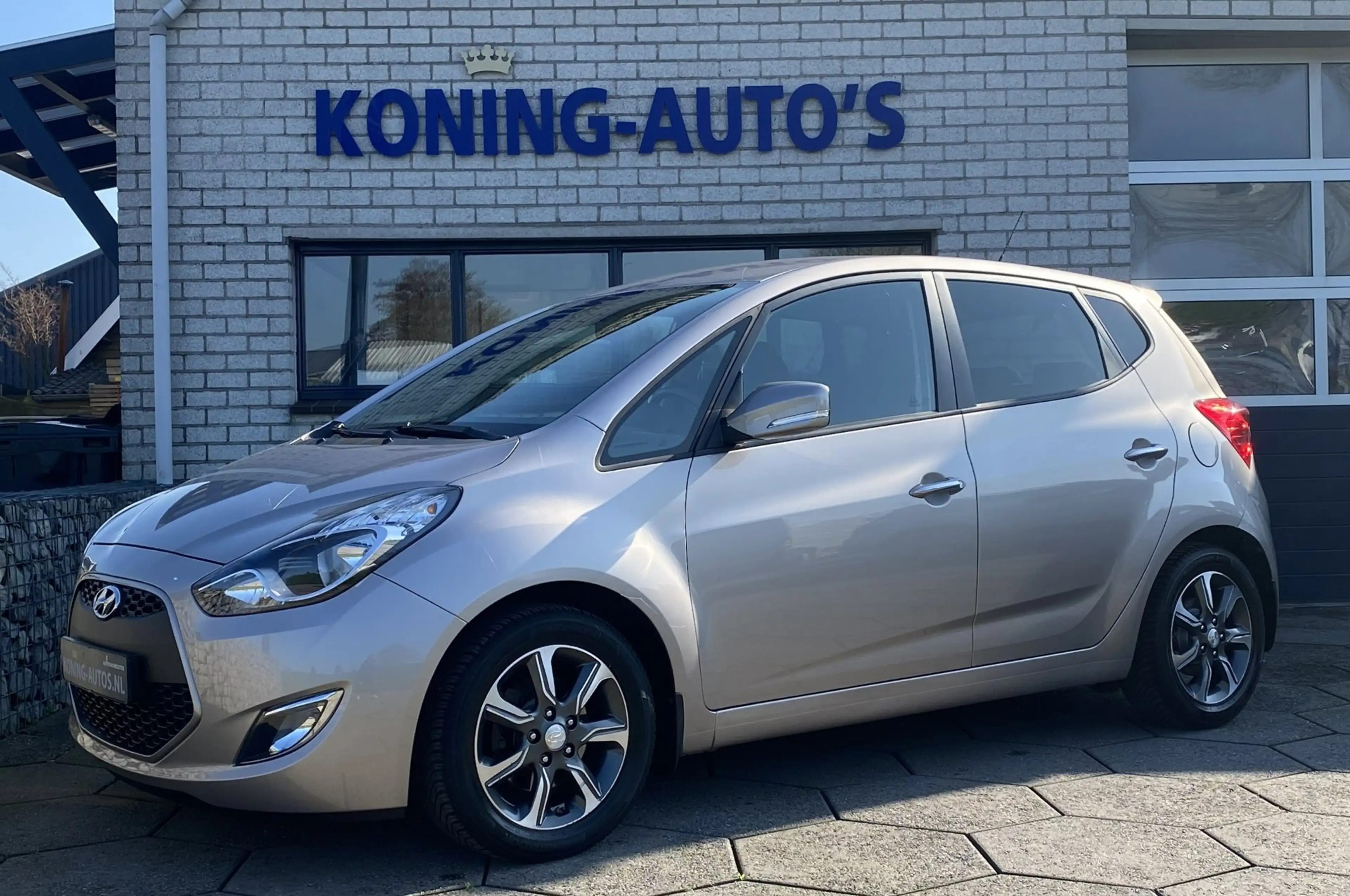Hyundai iX20 1.4i Go!/ Camera / AC/ Navi/ Nw. APK/ NAP/ 1e eig. — photo 4