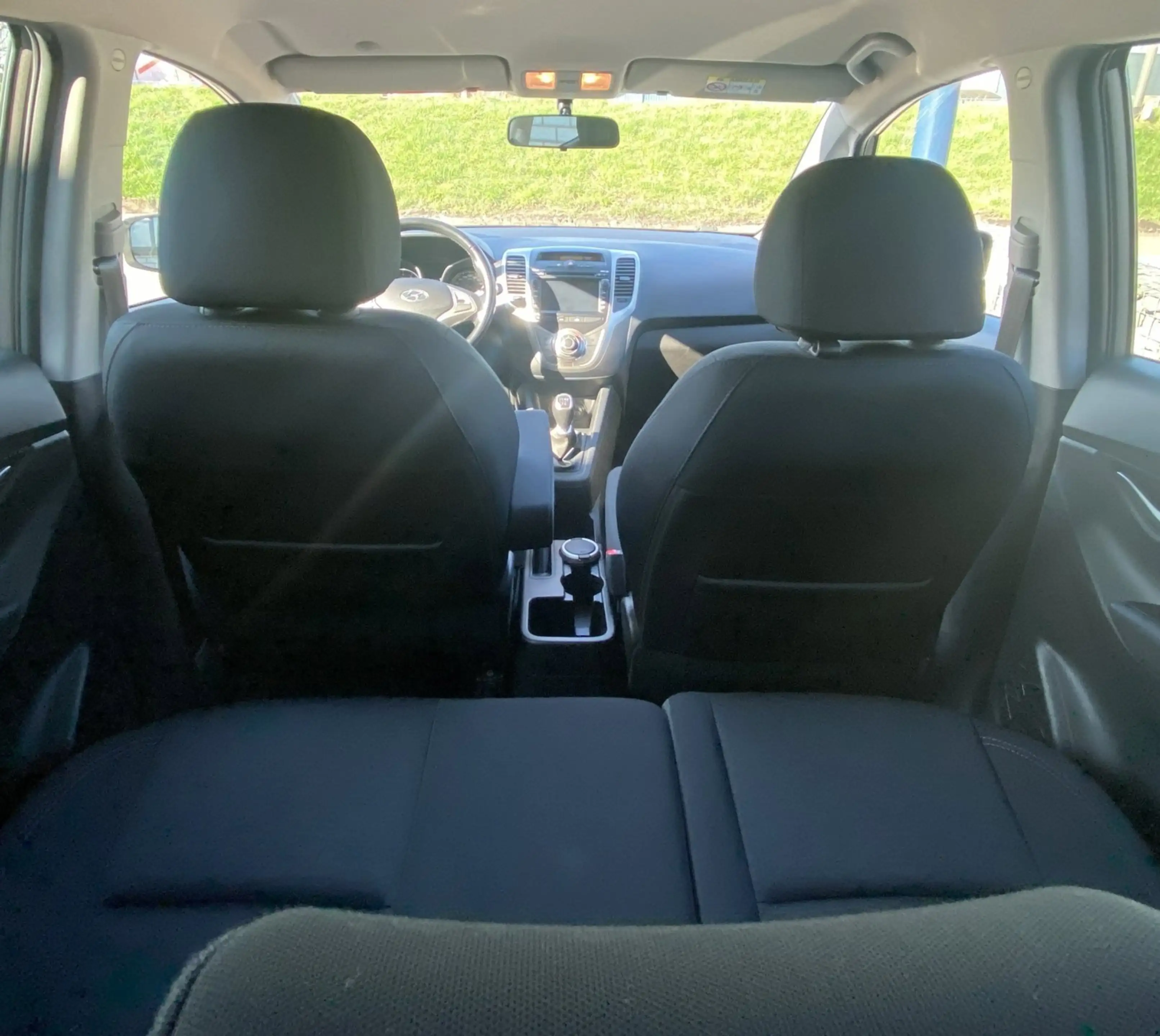 Hyundai iX20 1.4i Go!/ Camera / AC/ Navi/ Nw. APK/ NAP/ 1e eig. — photo 14