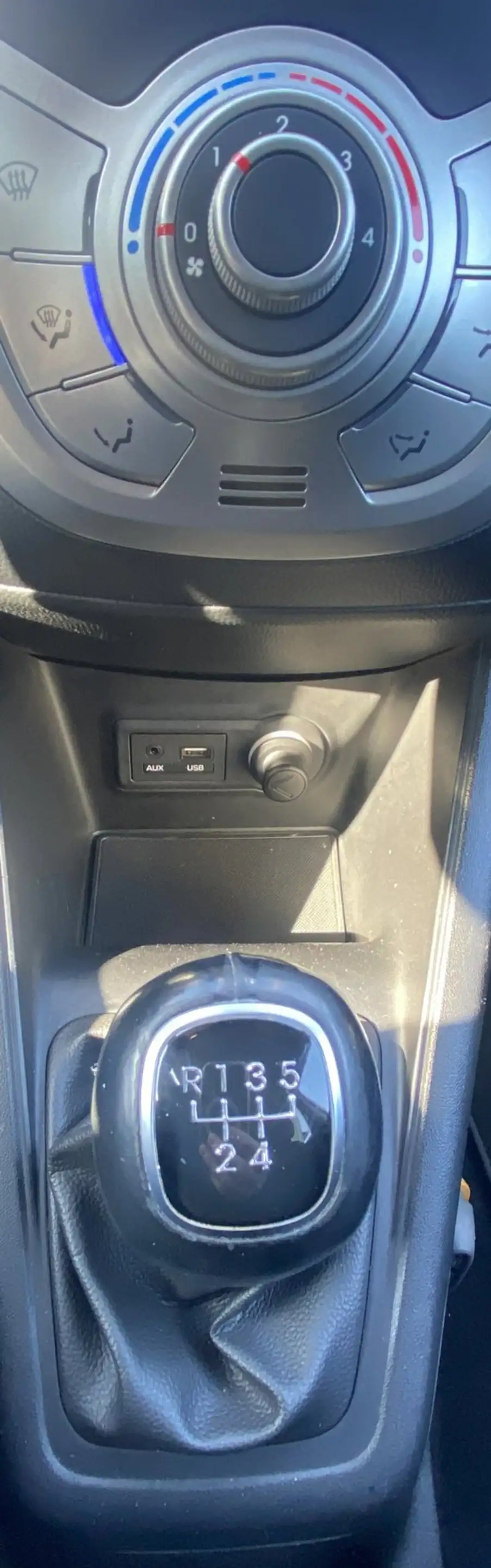 Hyundai iX20 1.4i Go!/ Camera / AC/ Navi/ Nw. APK/ NAP/ 1e eig. — photo 23