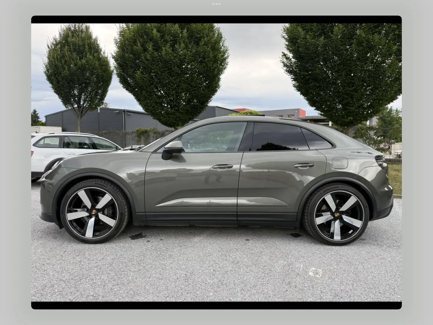 Porsche Macan Macan 4 Electric 100kWh Grau - 1