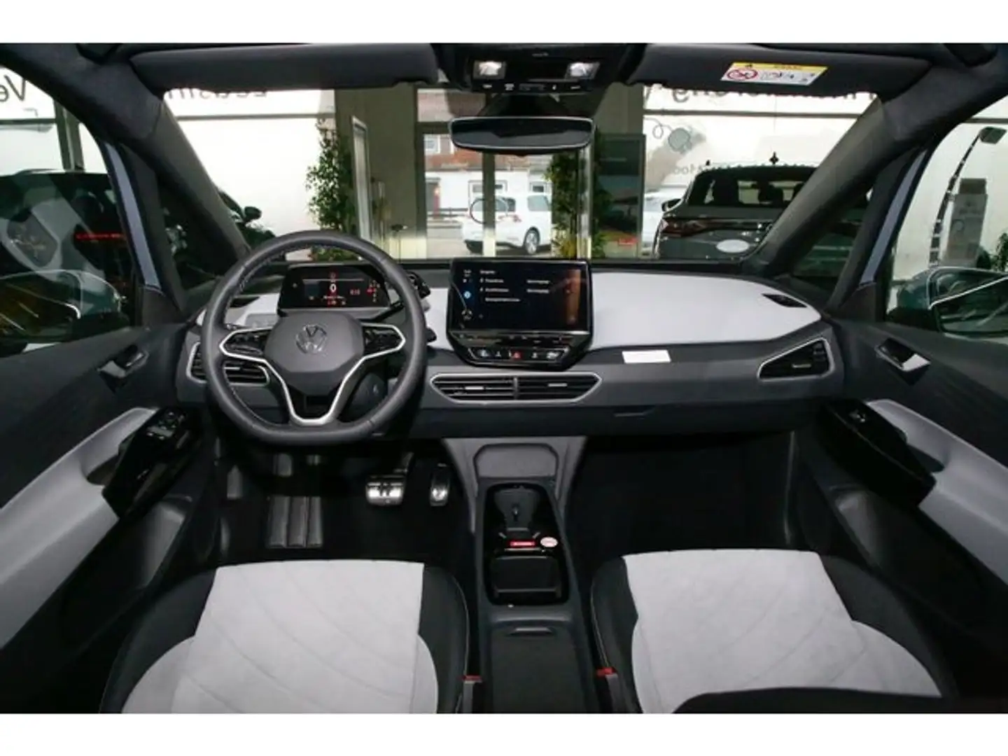 Volkswagen ID.3 Pro Perfomance 62 kWh NAV ACC SHZ PDC RFK L Silber - 2