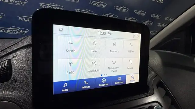 Ford Transit view 25