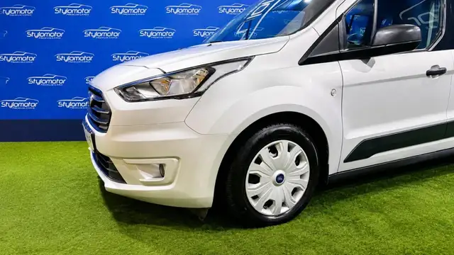 Ford Transit view 18