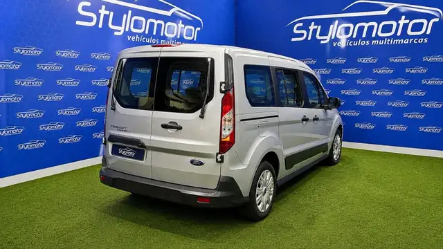 Ford Transit view 16
