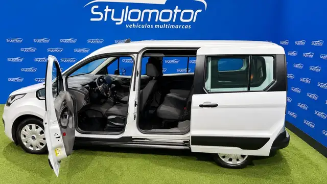 Ford Transit view 5