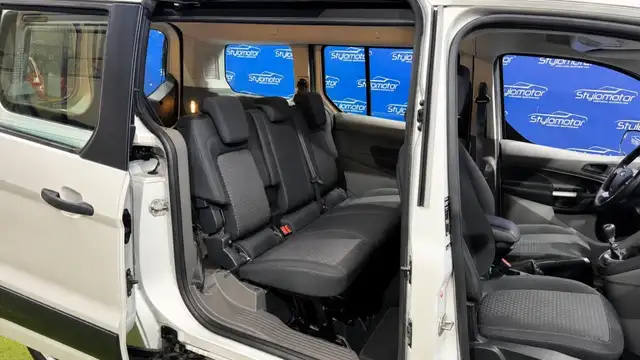 Ford Transit view 6