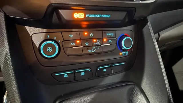 Ford Transit view 22