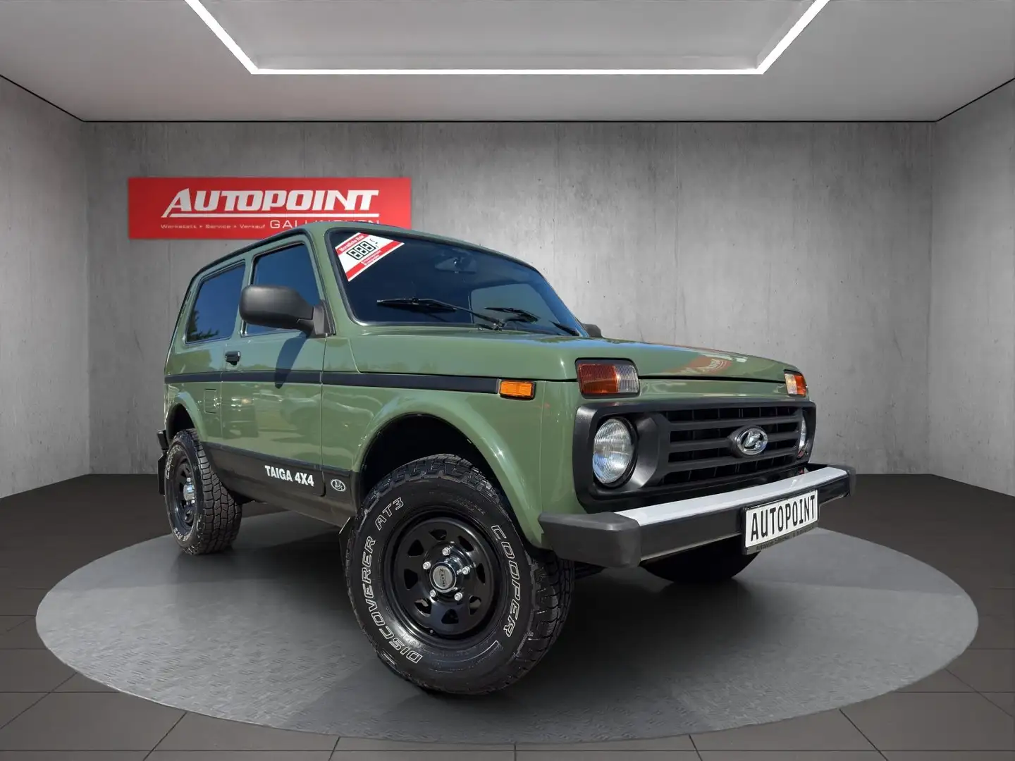 Lada Taiga Lada 4x4 Faltdach, Sitzhzg. Euro 6 Offroad Grün - 1