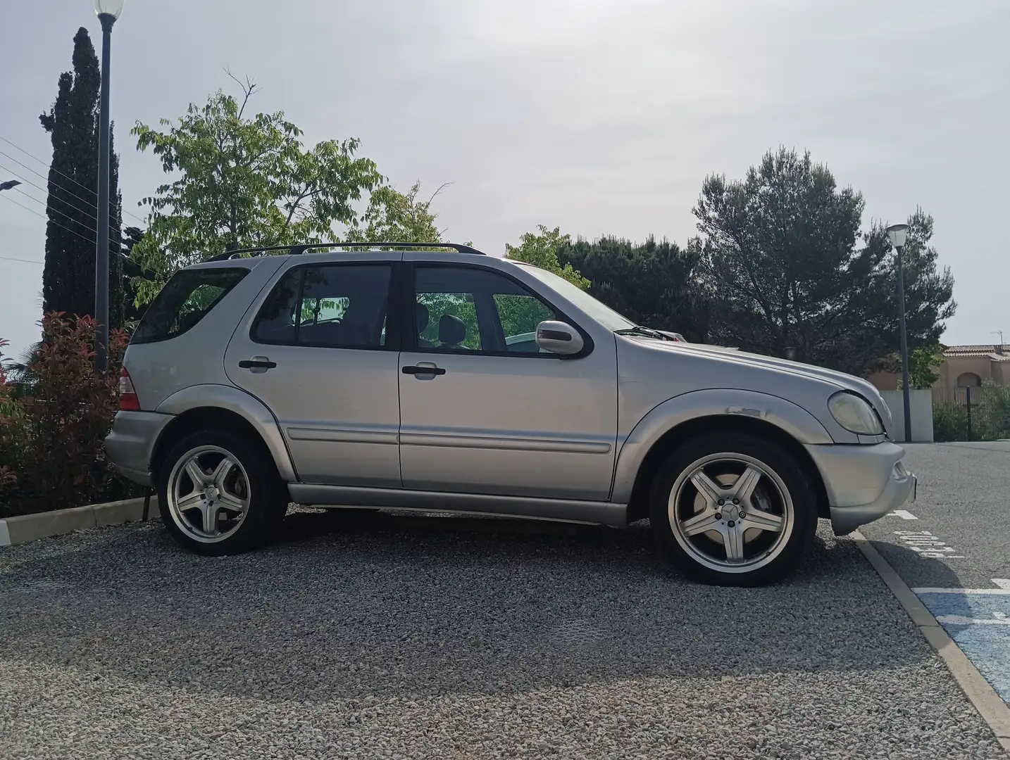 Mercedes-Benz 270 Ml Argent - 1