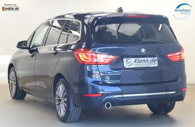 BMW 2 Series view 6