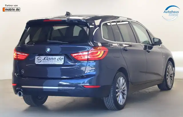 BMW 2 Series view 8