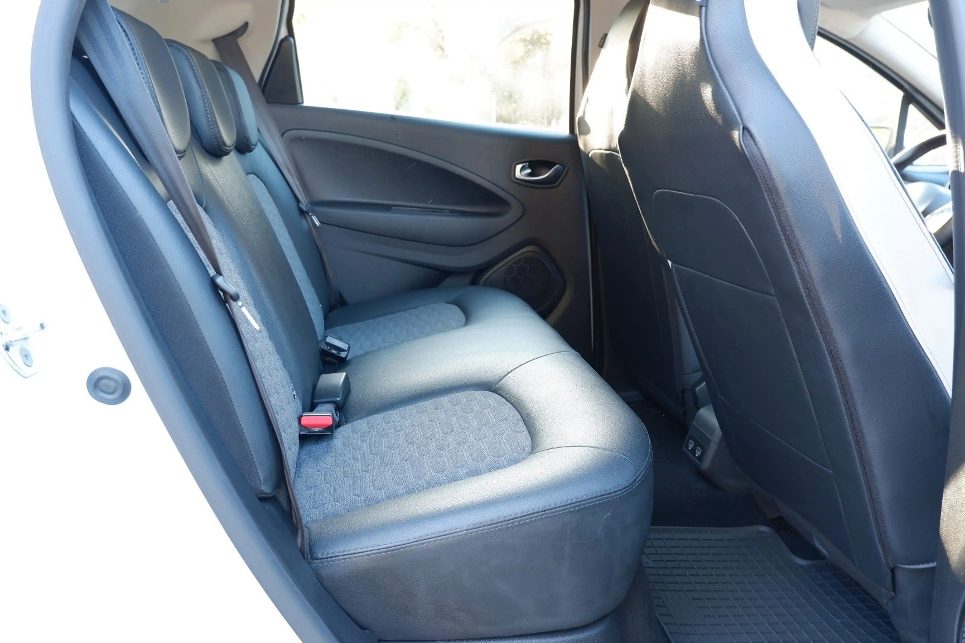 Renault ZOE Zoe Life Inklusive Batterie und CCS 52kWh — photo 12