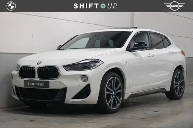 BMW X2 sDrive20i M-Sport | Panoramadak | Trekhaak | Camer