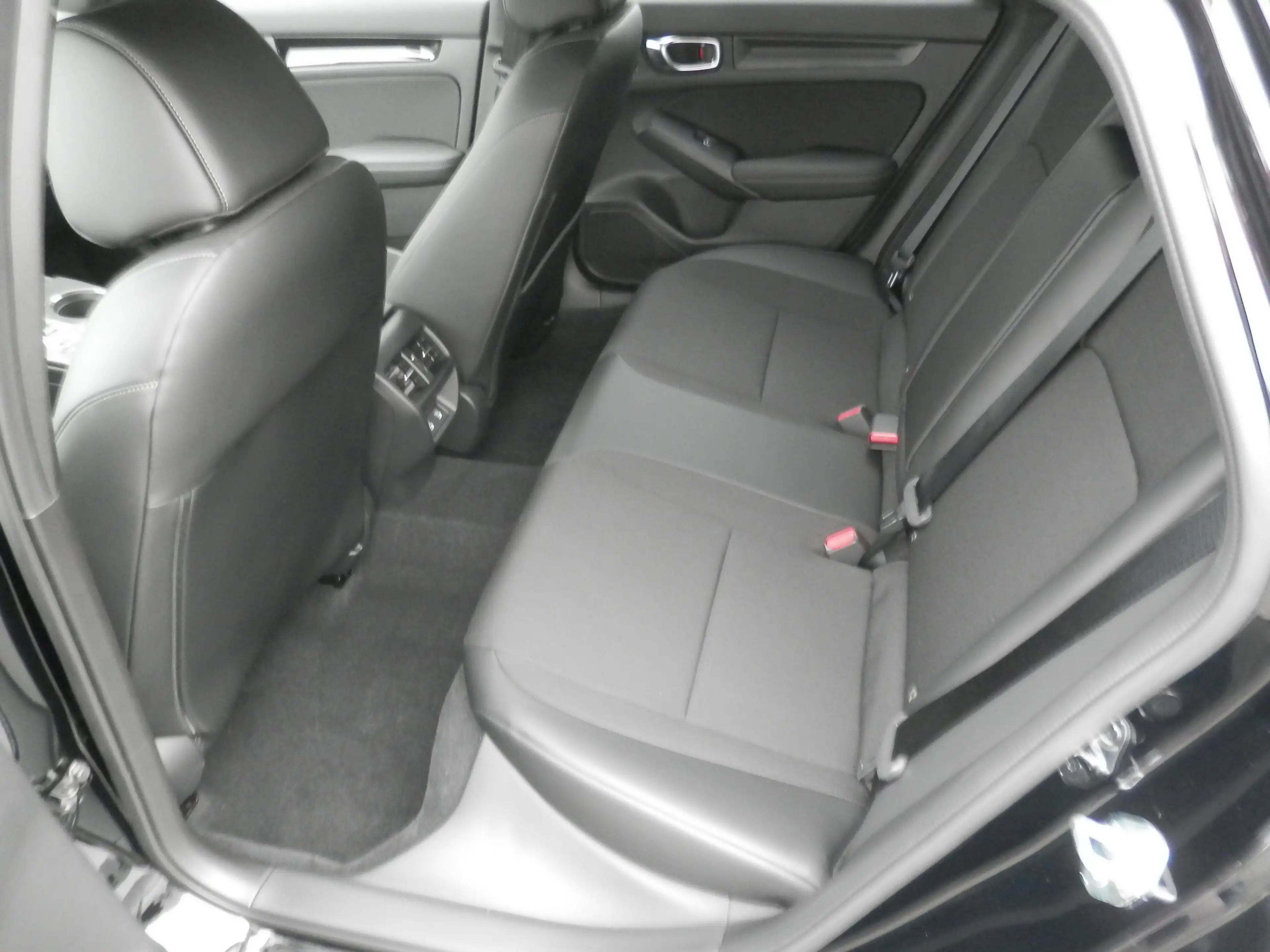 Honda Civic 2.0 i-MMD Hybrid Sport e-CVT Aut. — photo 11