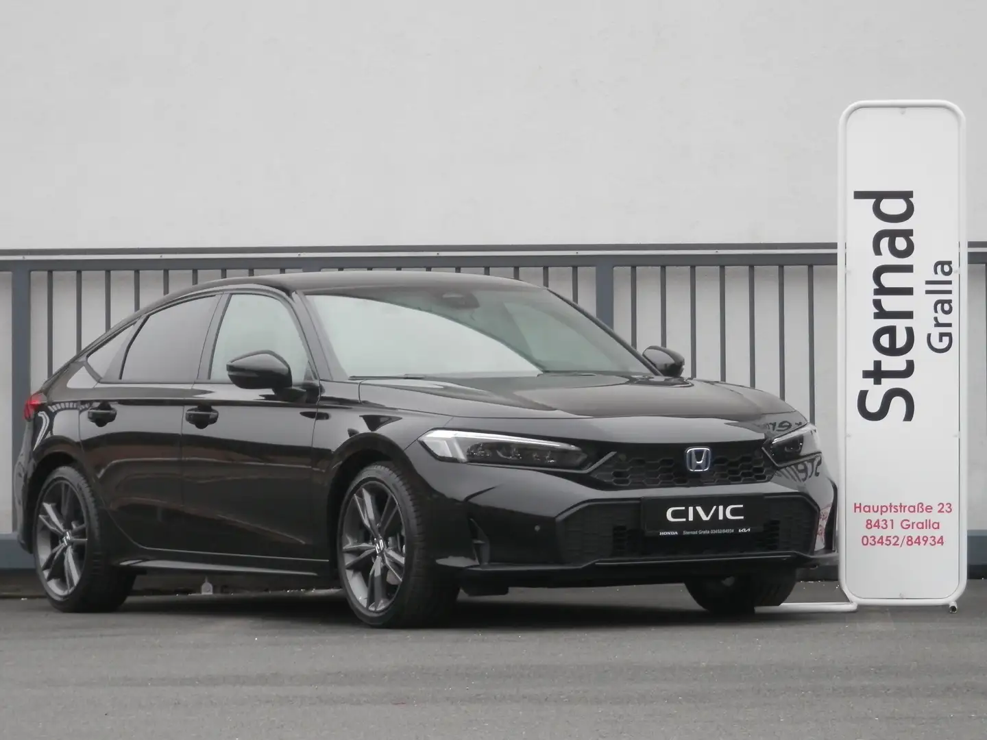 Honda Civic 2.0 i-MMD Hybrid Sport e-CVT Aut. Schwarz - 1