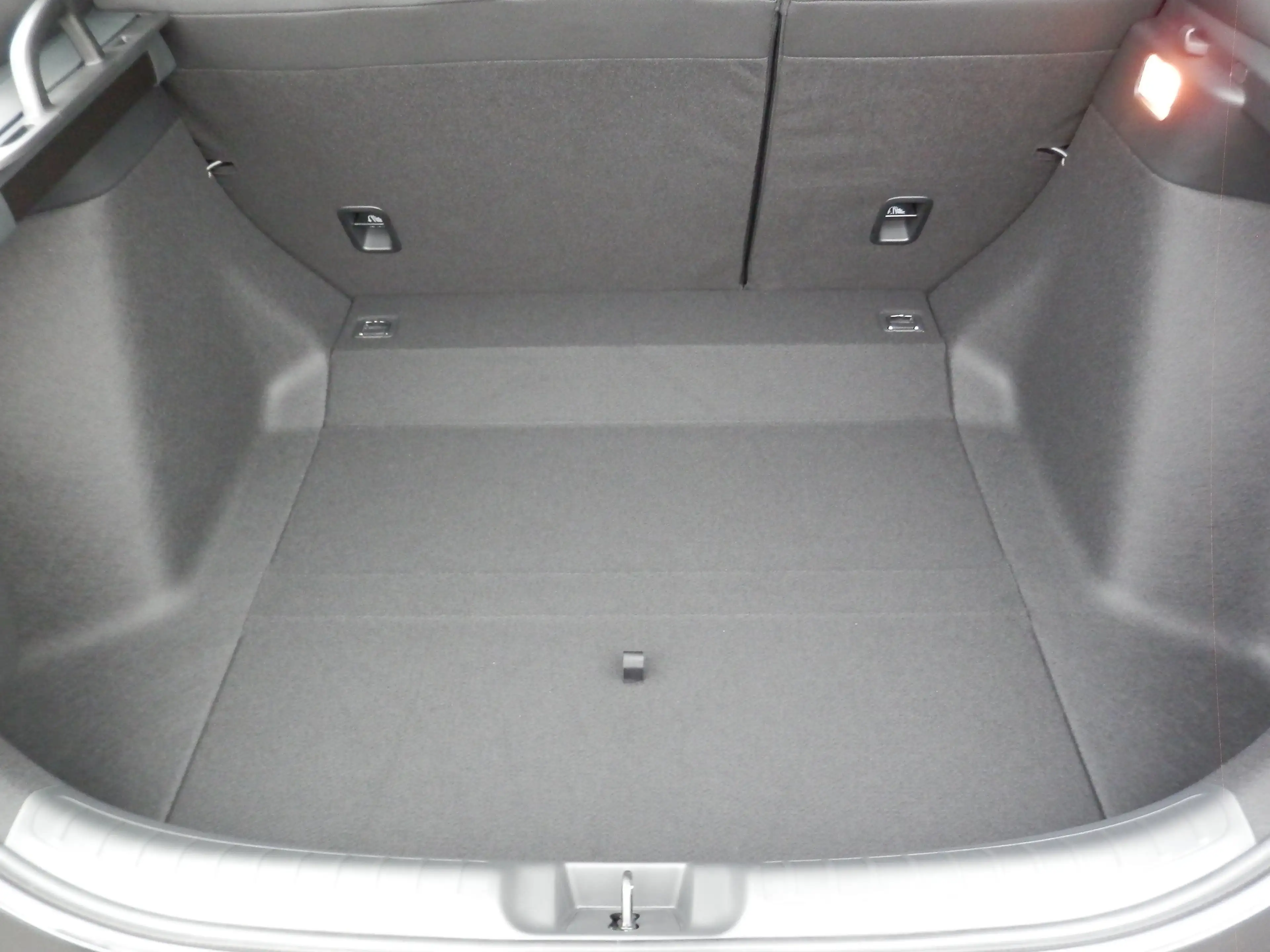 Honda Civic 2.0 i-MMD Hybrid Sport e-CVT Aut. — photo 12