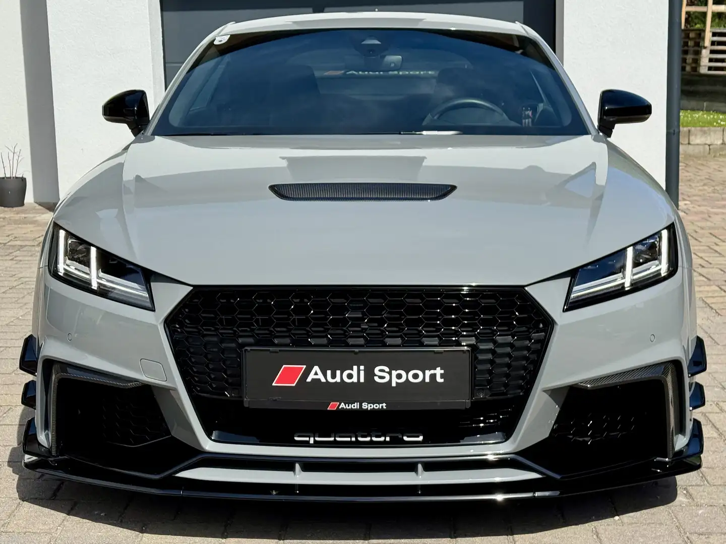 Audi TT RS PERFORMANCE PARTS | NON-OPF | MATRIX | B&O | OLED Grau - 1