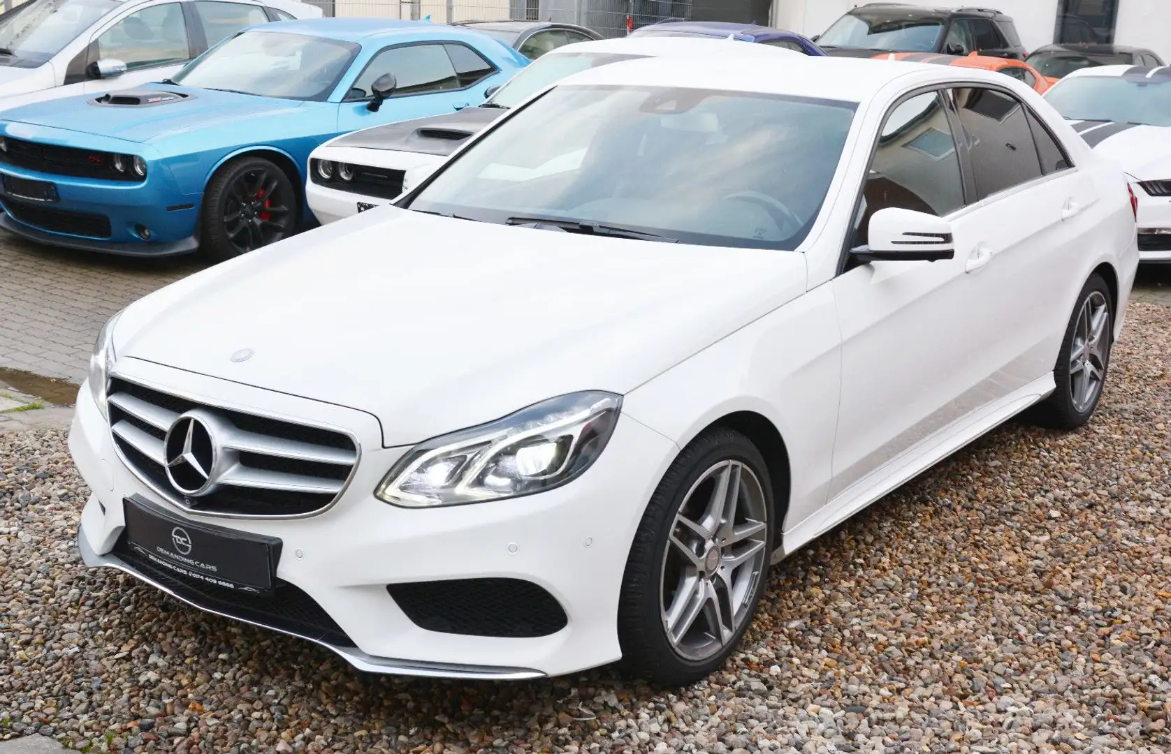 Mercedes-Benz E 200 2.Hd BlueTEC Avant. AMG-Line 360° Kamera Blanc - 1