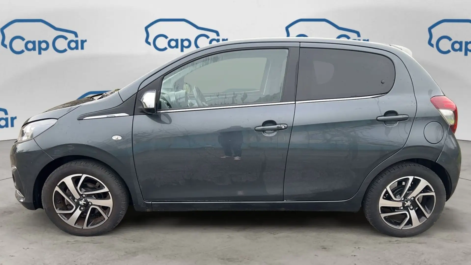 Peugeot 108 1.0 VTi 72 Style - Toit ouvrant Noir - 2