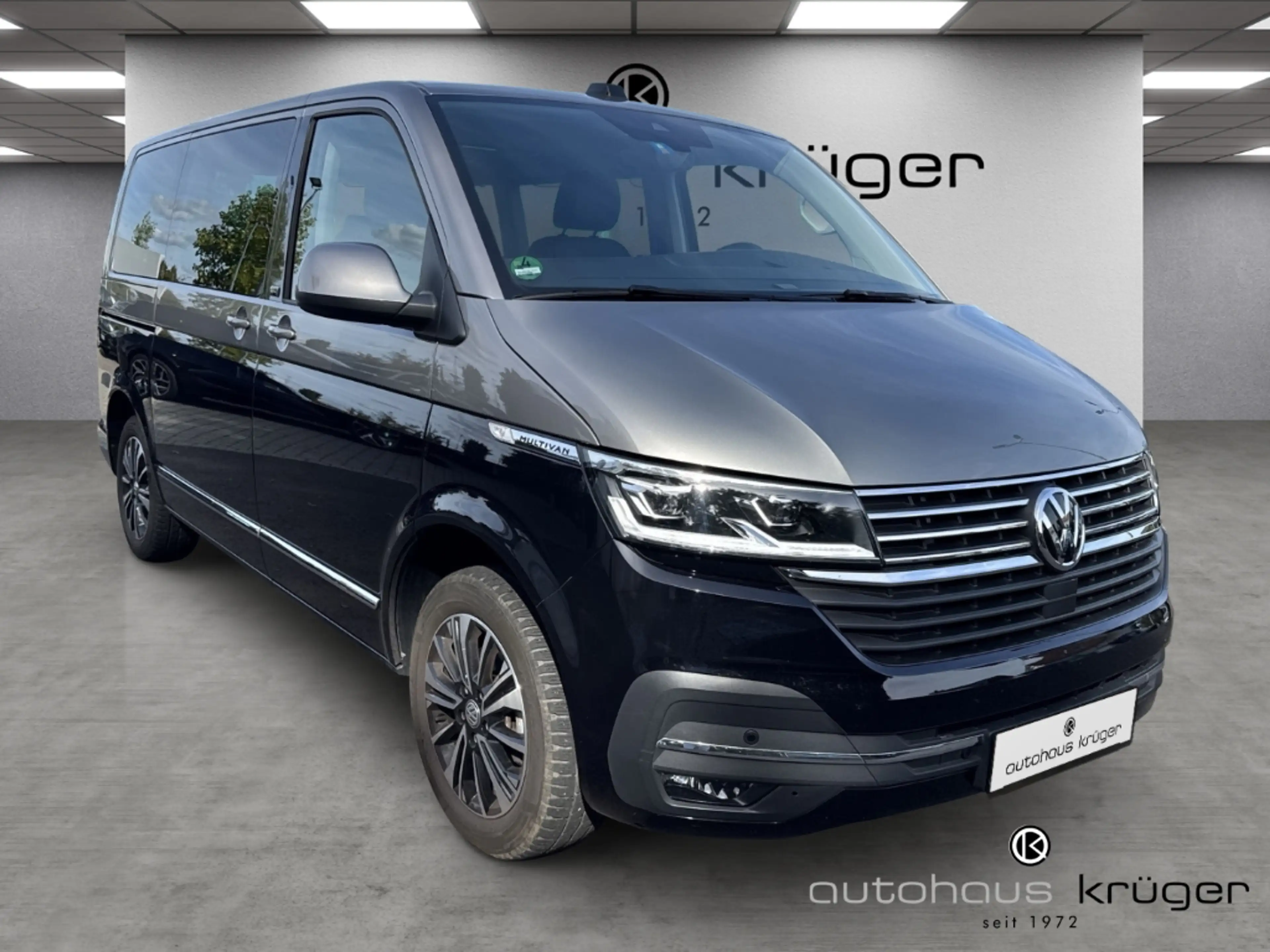 Volkswagen T6.1 Multivan Generation Six 2.0 TDI DSG StandHZG Navi LED ACC D — photo 8