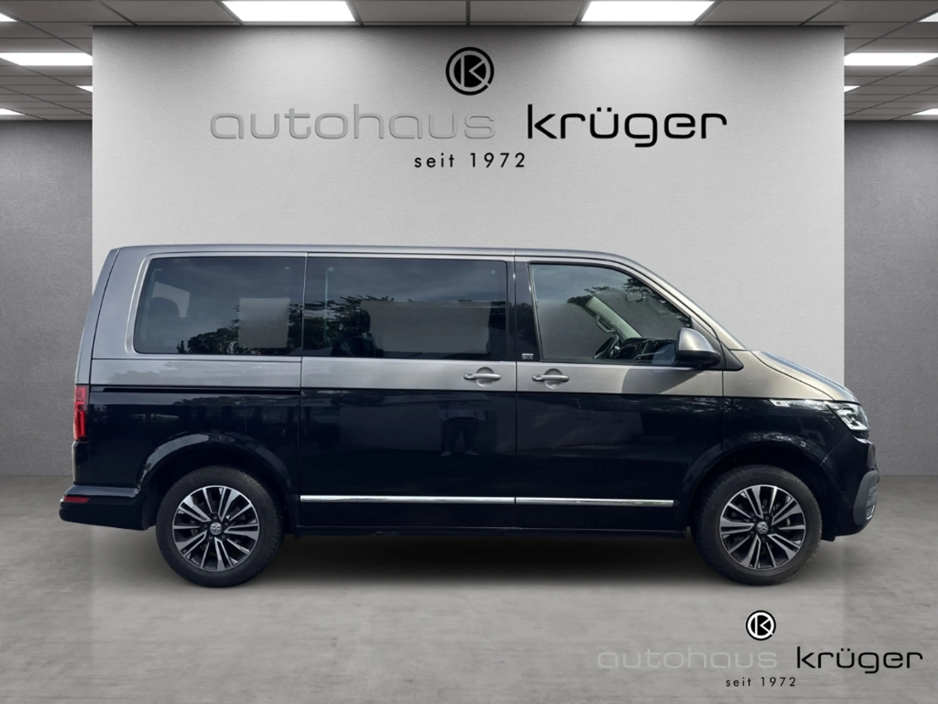 Volkswagen T6.1 Multivan Generation Six 2.0 TDI DSG StandHZG Navi LED ACC D — photo 7