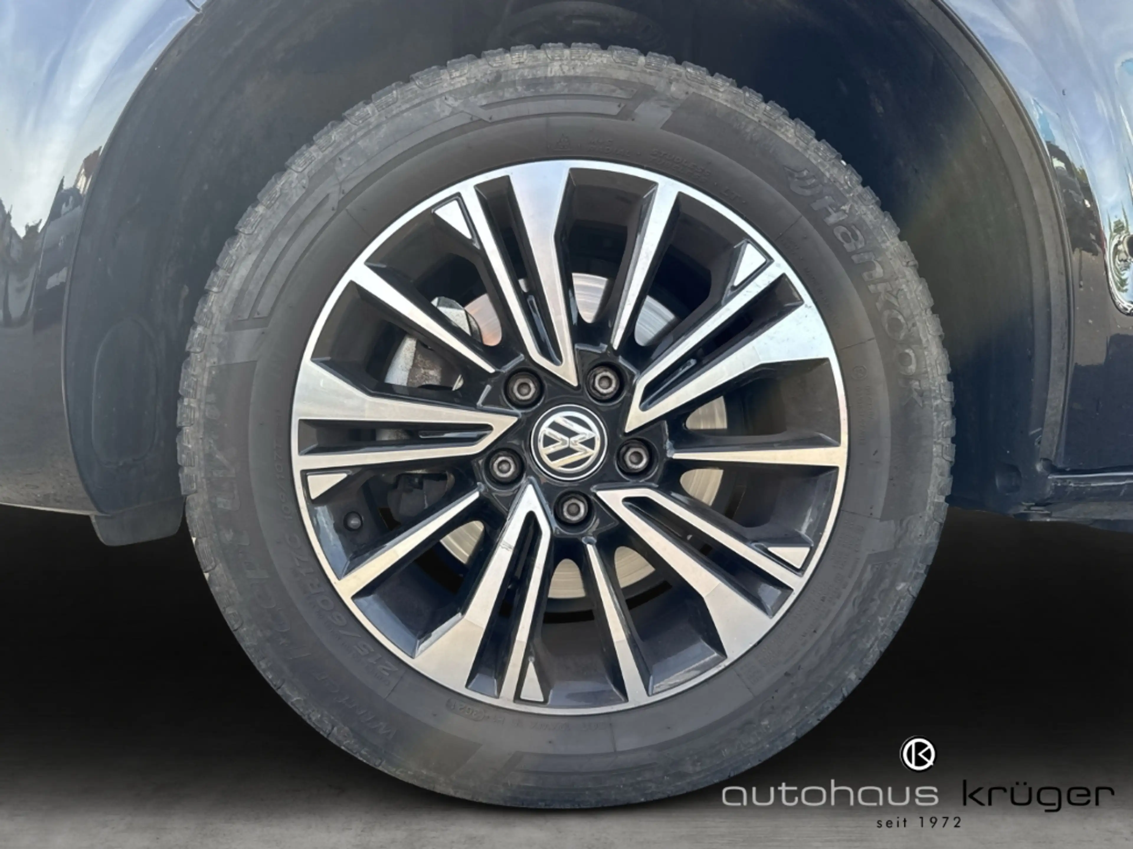 Volkswagen T6.1 Multivan Generation Six 2.0 TDI DSG StandHZG Navi LED ACC D — photo 10