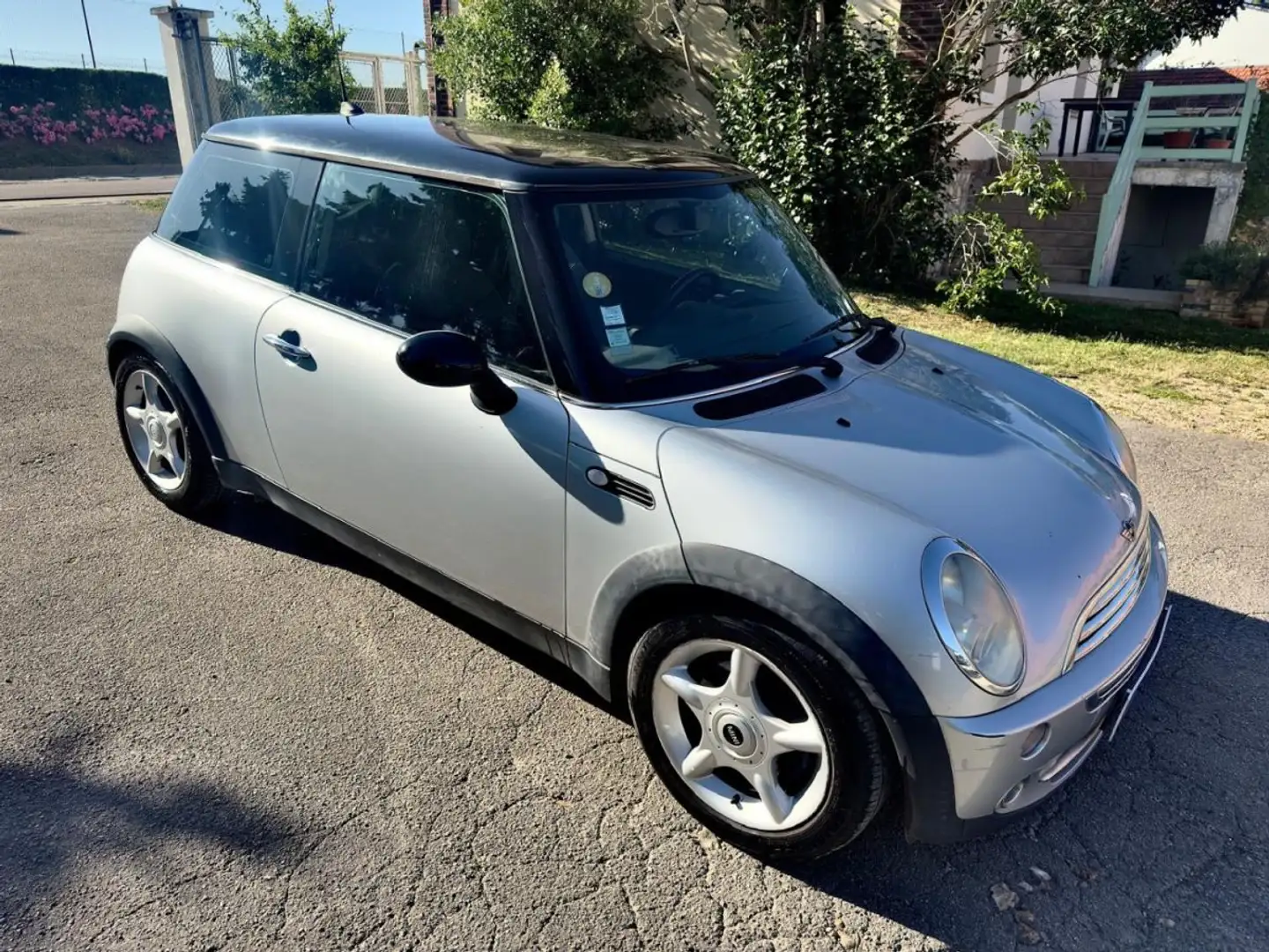 MINI One cooper 1.6 115 navi-cuir-clim-3999e - 2