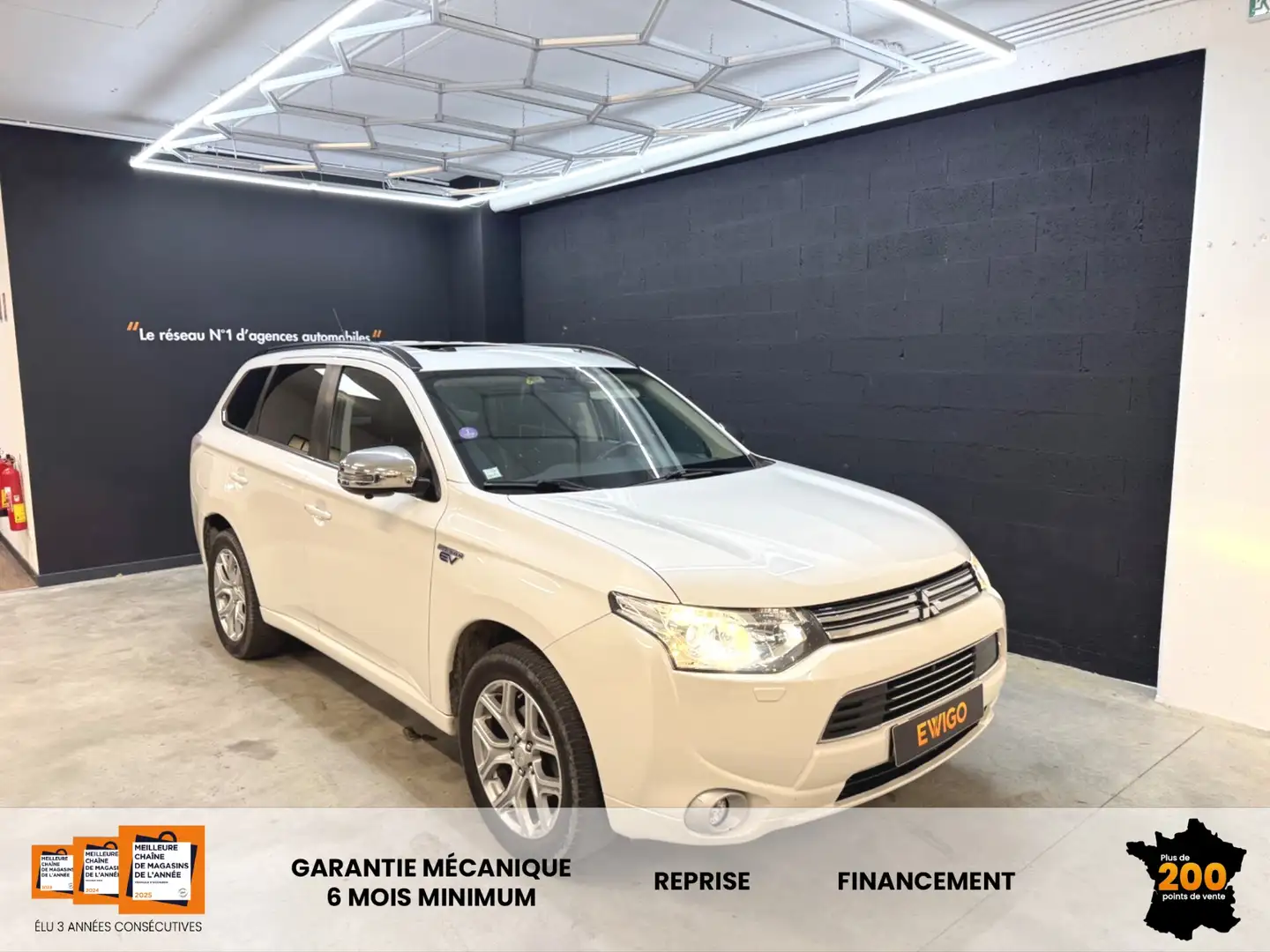 Mitsubishi Outlander OUTLANDER 2.0 HYBRID PHEV INSTYLE / 4 PNEUS NEUFS - 1