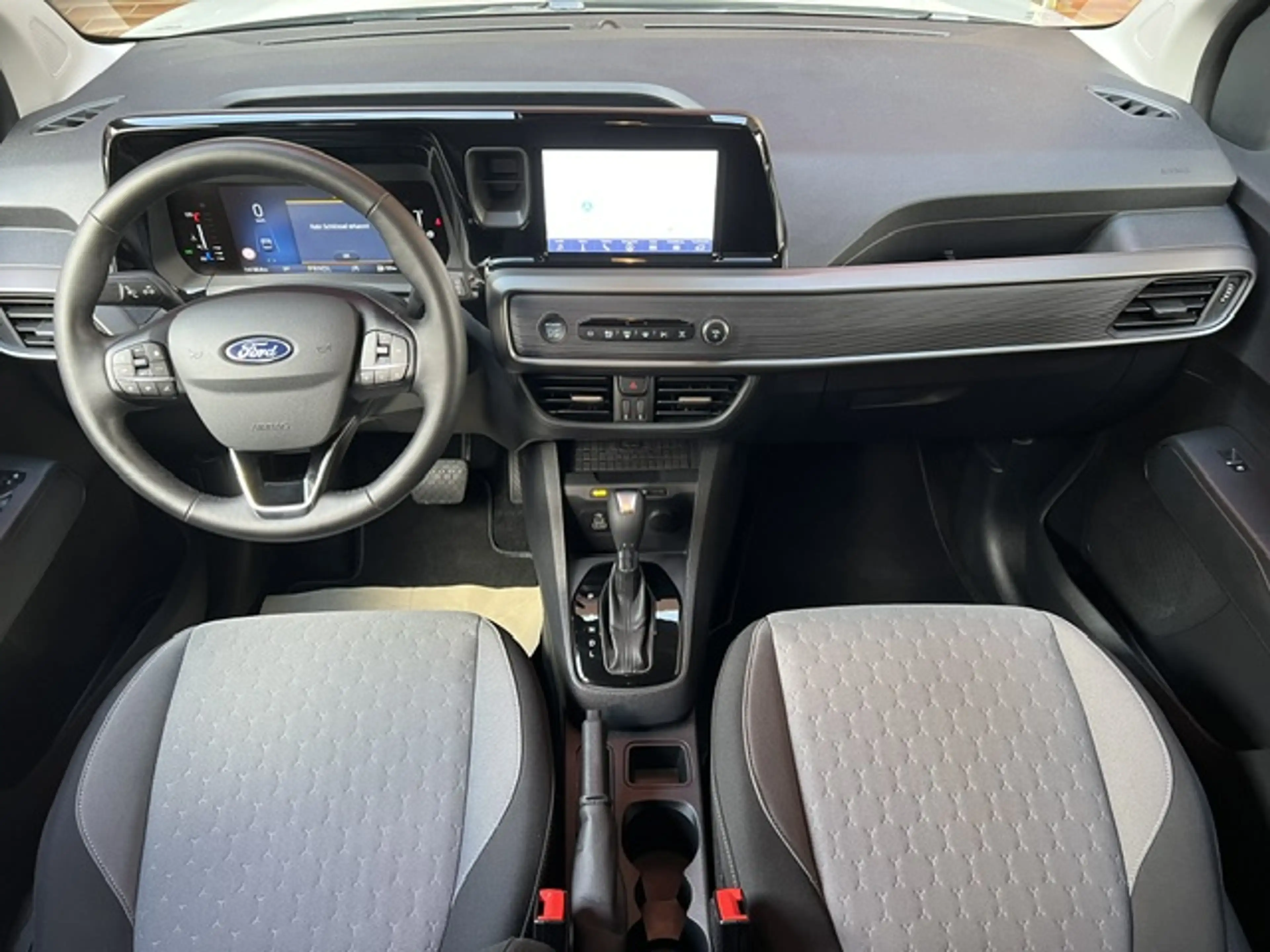Ford Tourneo Courier Titanium Autom. Rollstuhlrampe Heckausschnitt Navi Kam LED 17" Allwetter Sitzhzg *SOFORT verfügbar — photo 15
