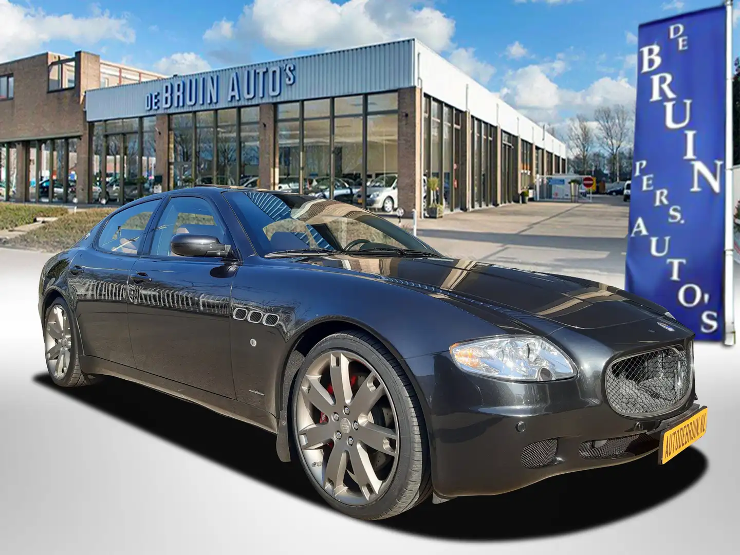Maserati Quattroporte 4.2 Sport GT S Šedá - 1