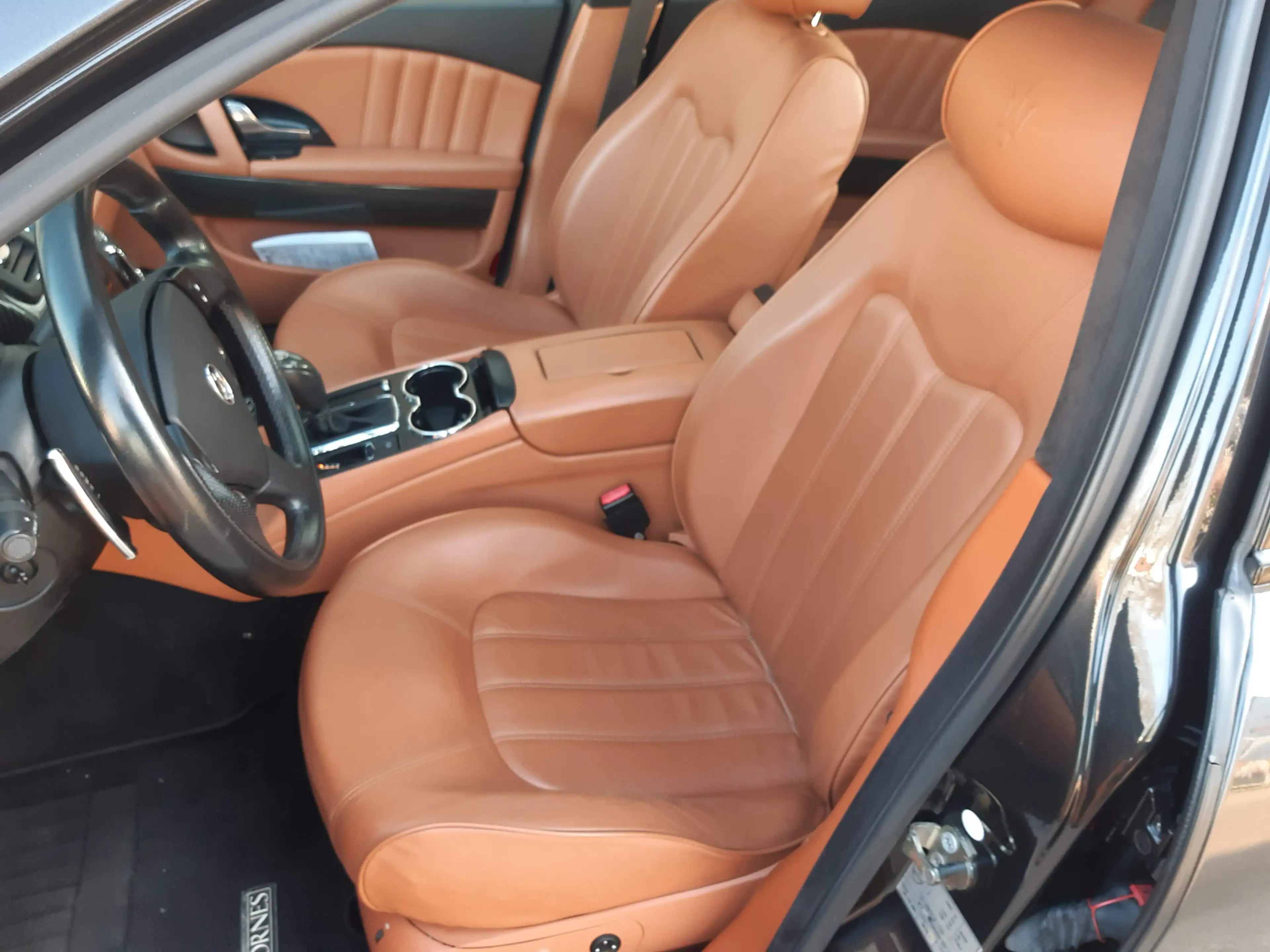 Maserati Quattroporte 4.2 Sport GT S — photo 11