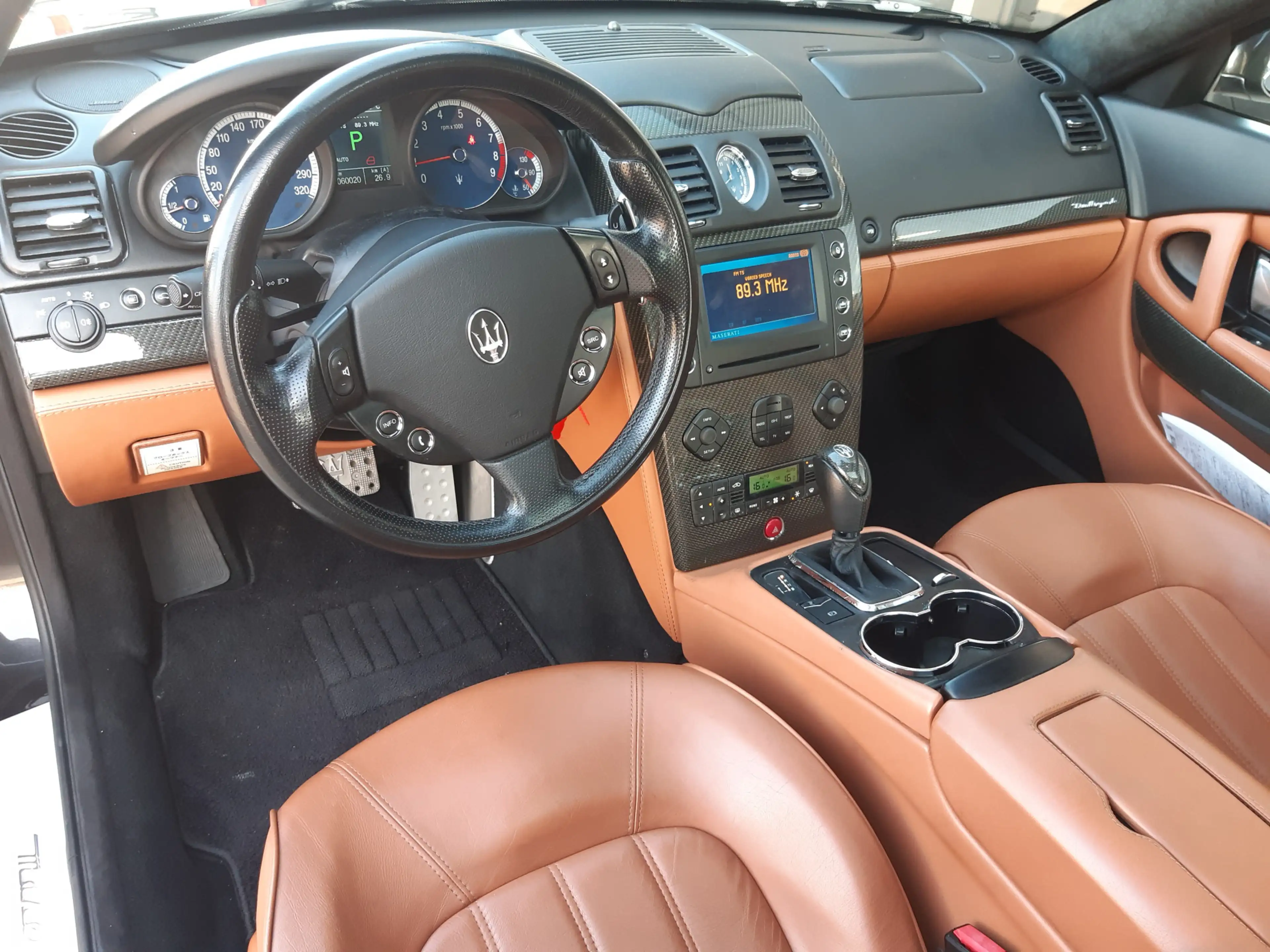 Maserati Quattroporte 4.2 Sport GT S — photo 12