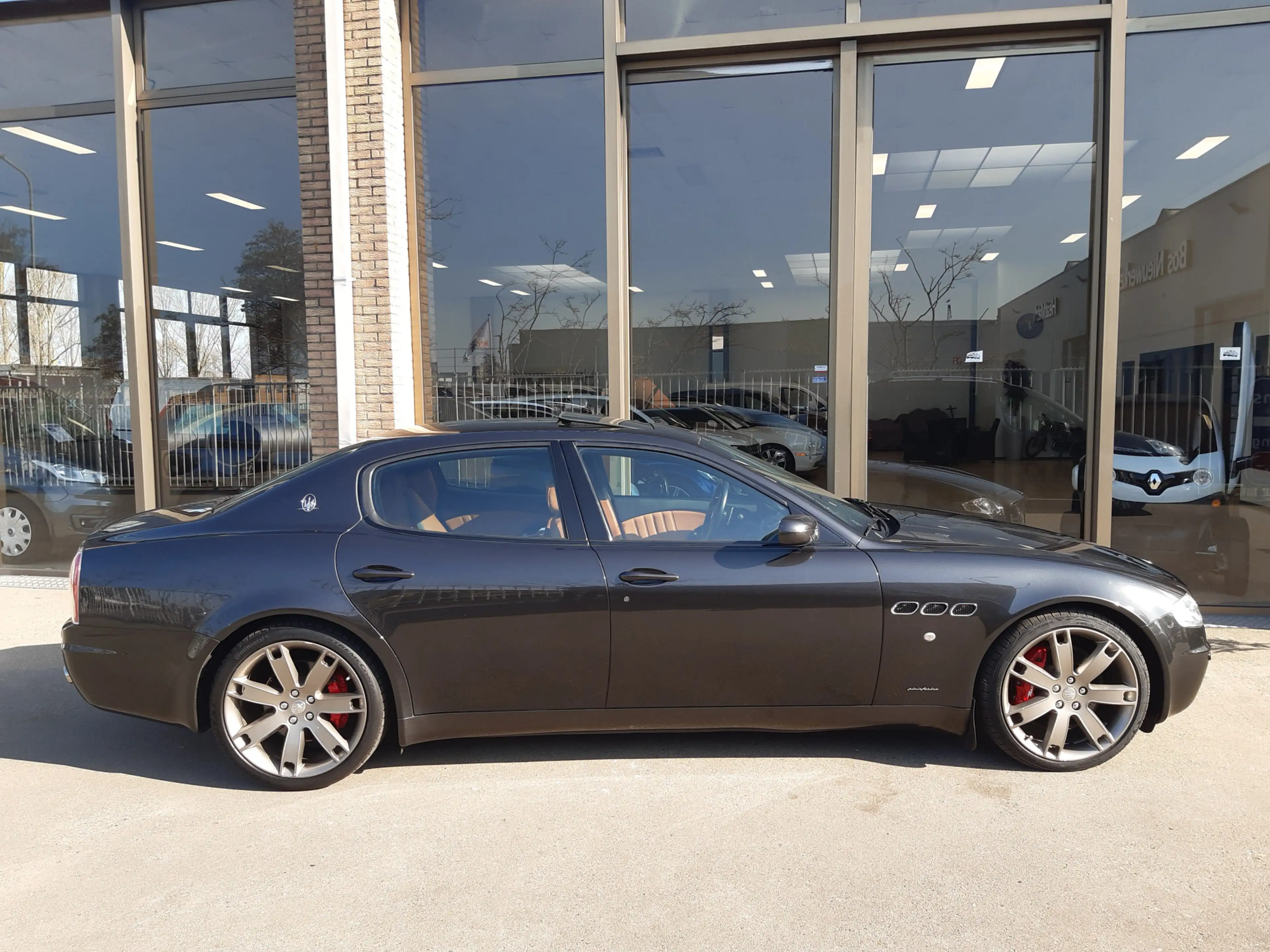 Maserati Quattroporte 4.2 Sport GT S — photo 7