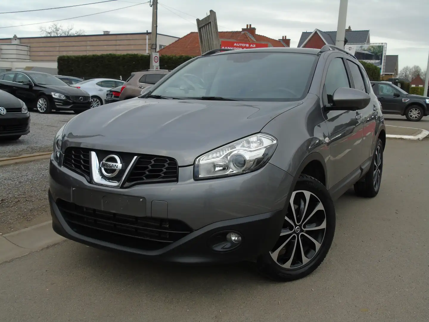 Nissan Qashqai 1.6 dCi 2WD Pure-Drive *Navigatie*Euro 5 Gris - 1