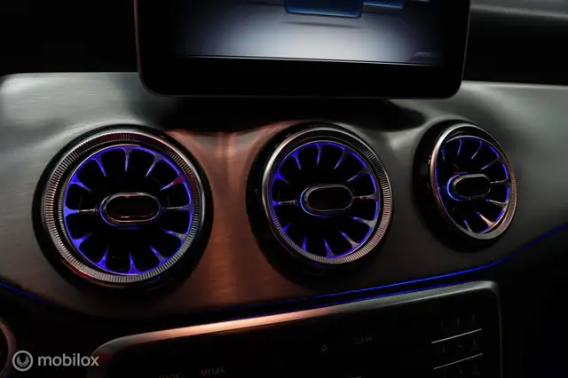 Mercedes-Benz CLA view 12