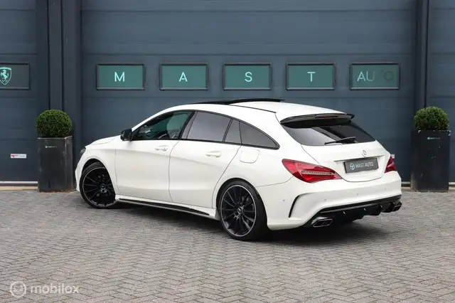 Mercedes-Benz CLA view 13