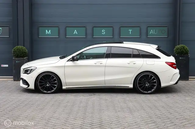 Mercedes-Benz CLA view 14