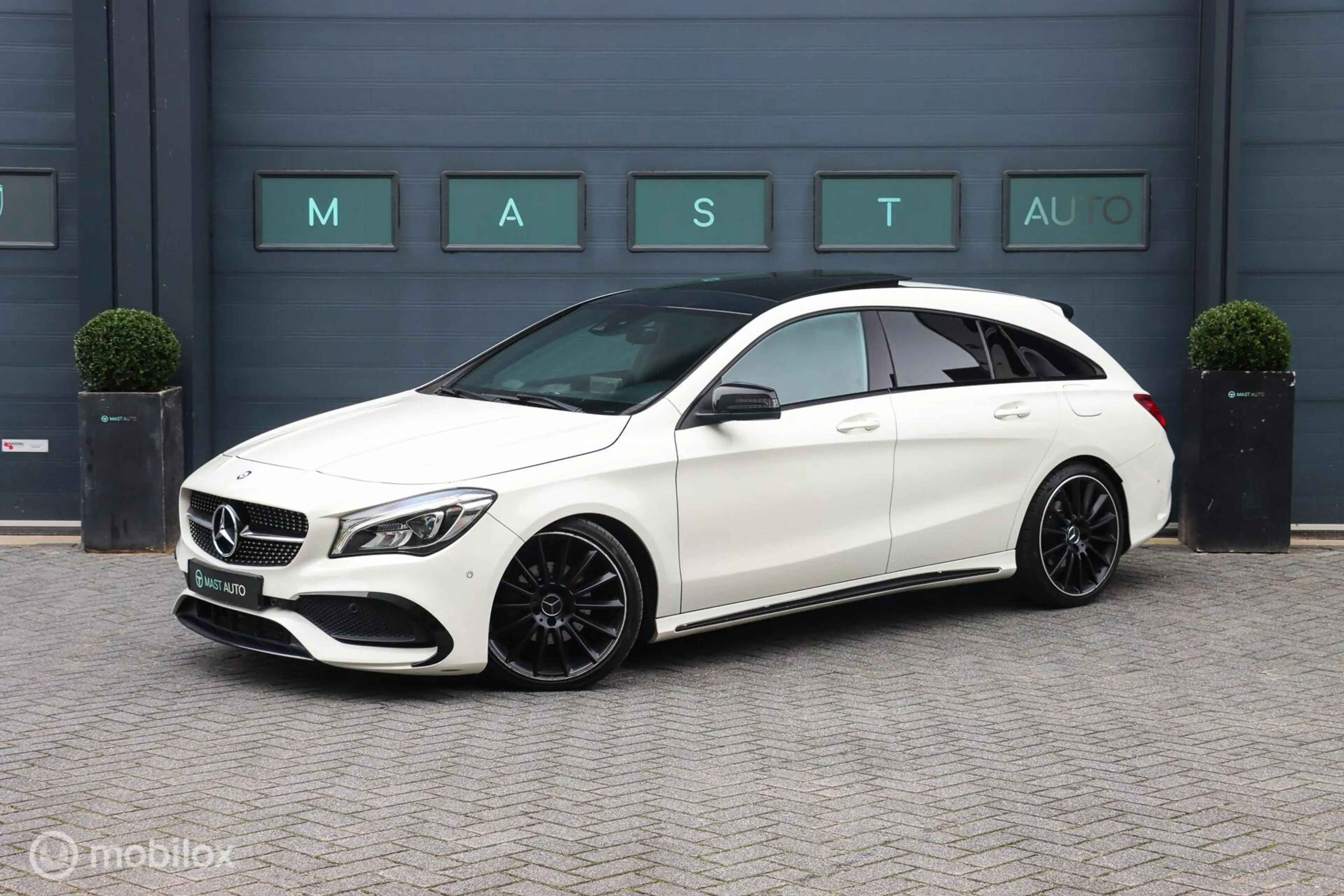 Mercedes-Benz CLA 200 Shooting Brake