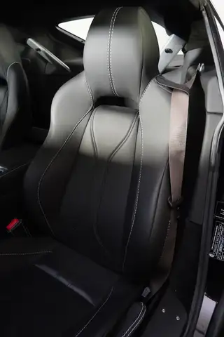 Aston Martin Vantage V12 Vantage Coupe Ansicht 14