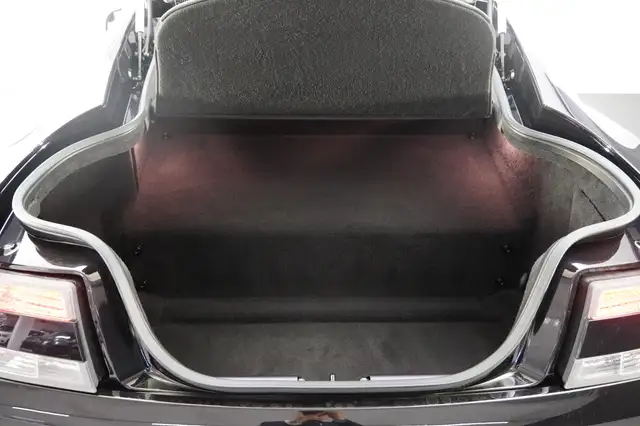 Aston Martin Vantage V12 Vantage Coupe Ansicht 11