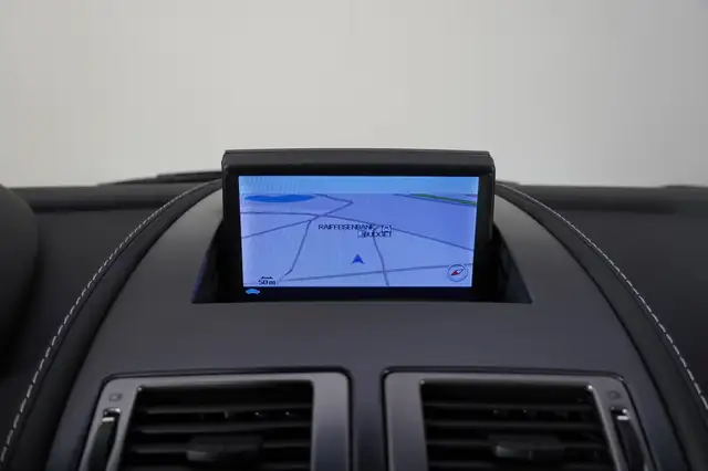 Aston Martin Vantage V12 Vantage Coupe Ansicht 23